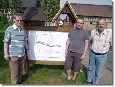 Präsentation der neuen Ortstafel